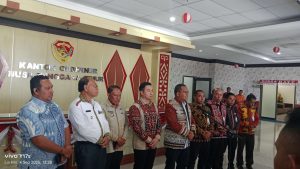Bank Jatim Resmi Jadi Pemegang Saham Pengendali II Bank NTT